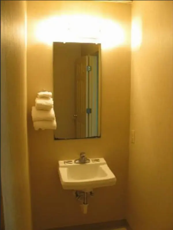 Sandpiper Motel Main image