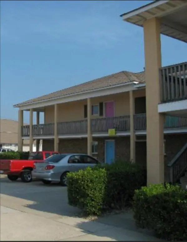 Sandpiper Motel 6